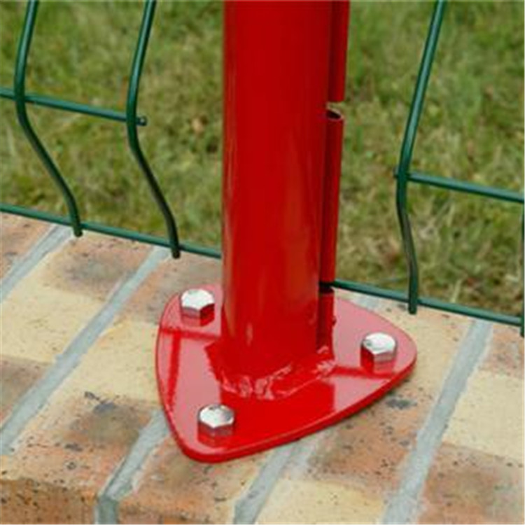 桃型柱防護網案例展示圖片3 桃型柱防護網案例展示圖片3