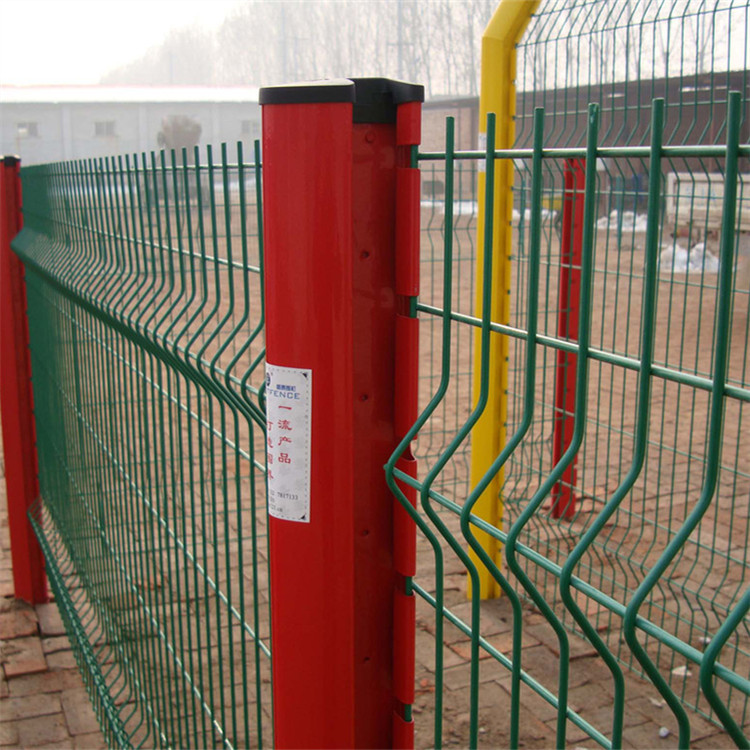 桃形柱護欄網案例展示圖片3 桃形柱護欄網案例展示圖片3