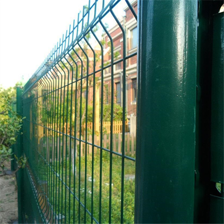 桃型柱防護網案例展示圖片4 桃型柱防護網案例展示圖片4