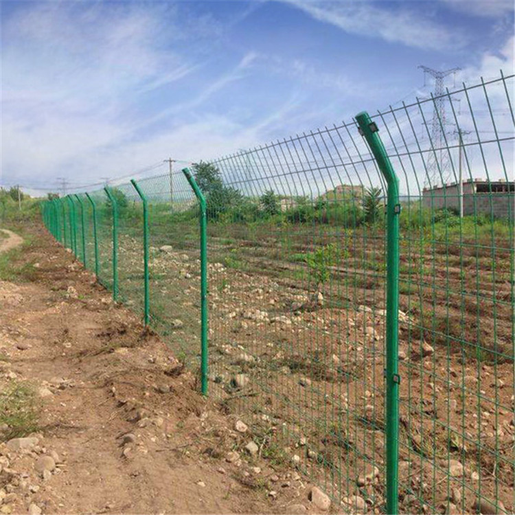 養(yǎng)殖水庫護(hù)欄網(wǎng)圖片4